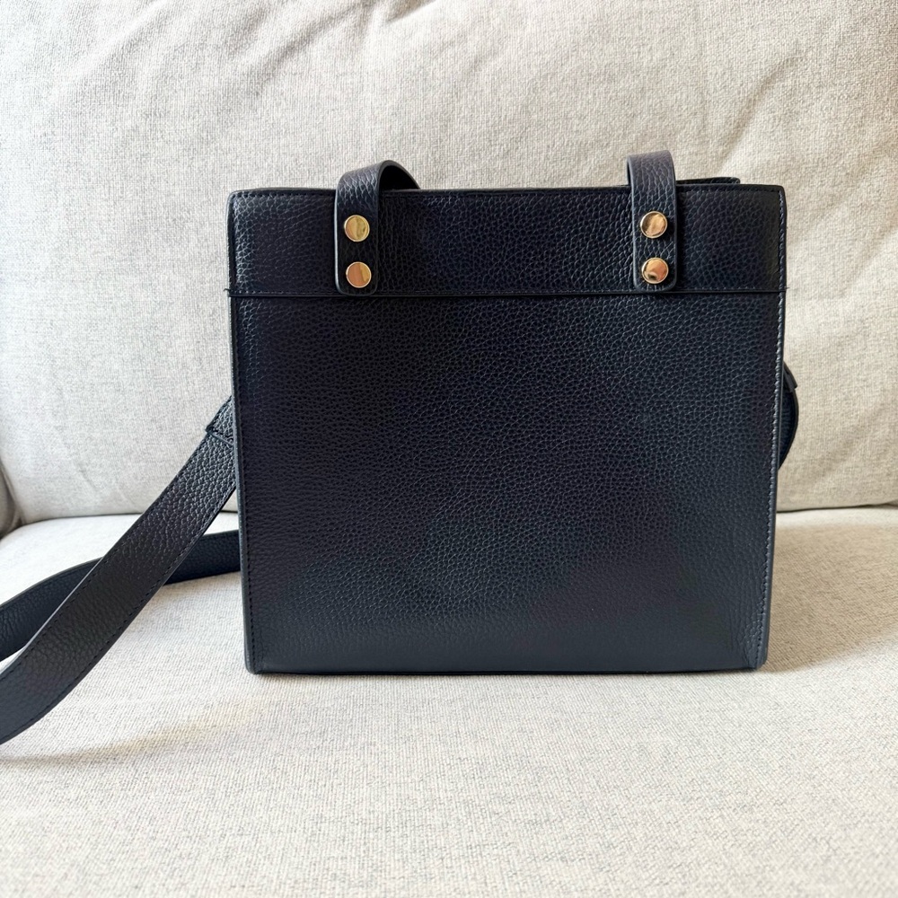 Mark & Graham Essential Leather Tote Navy Monogram MEZ - Picture 2 of 12